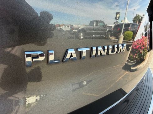 Used 2018 Ford Explorer Platinum AWD/4WD image 50