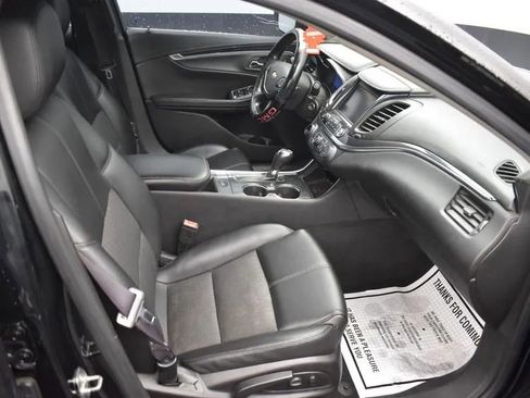Used 2017 Chevrolet Impala LT image 16