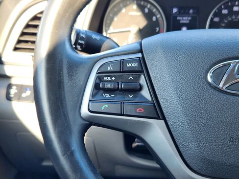 Used 2017 Hyundai Elantra SE w/ SE A/T Tech Package 03 FWD image 15