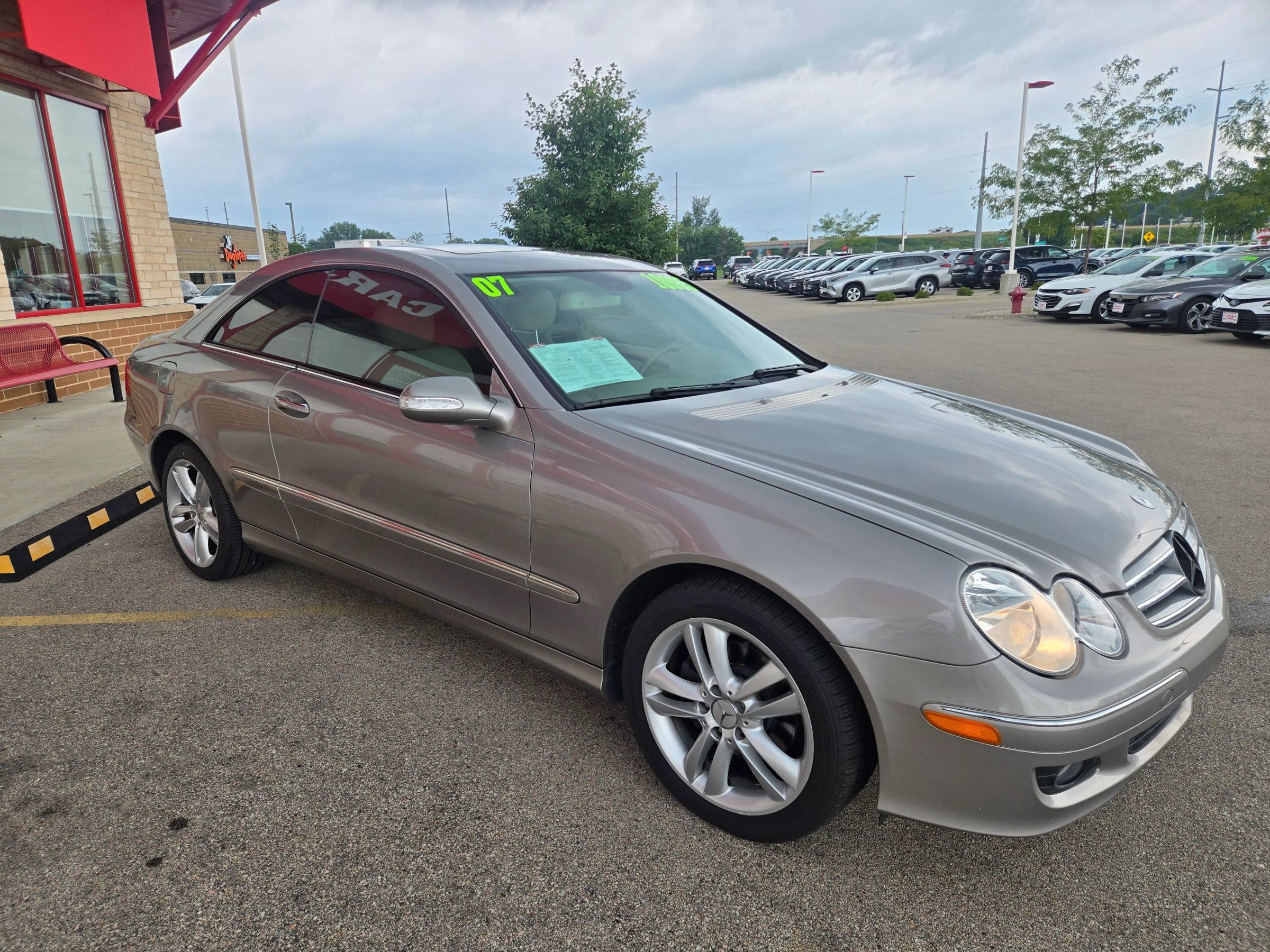 Used 2007 Mercedes-Benz CLK 350 Coupe image 3