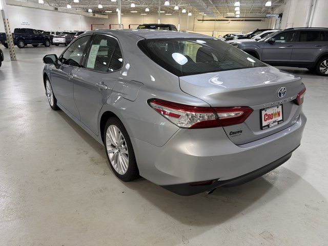 Used 2018 Toyota Camry XLE FWD image 6