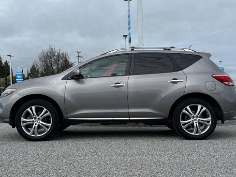 Used 2011 Nissan Murano LE image 2