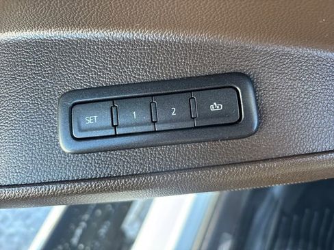 Used 2019 GMC Yukon Denali w/ Denali Ultimate Package image 56