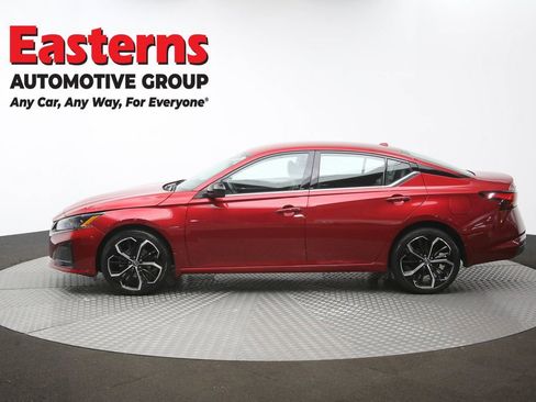 Used 2023 Nissan Altima 2.5 SR AWD/4WD image 58