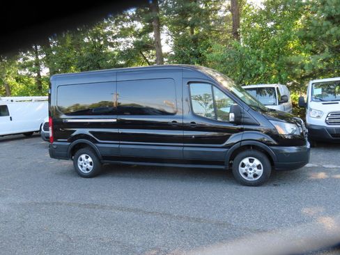 Used 2017 Ford Transit 250 148 Medium Roof RWD image 7