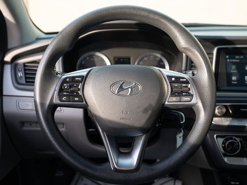 Used 2018 Hyundai Sonata SE image 30