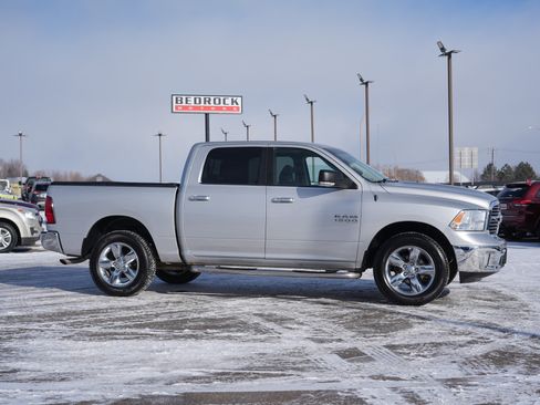 Used 2017 RAM 1500 Big Horn image 2