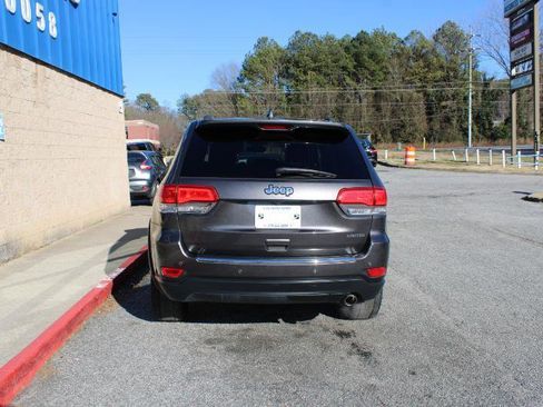 Used 2018 Jeep Grand Cherokee Limited image 4