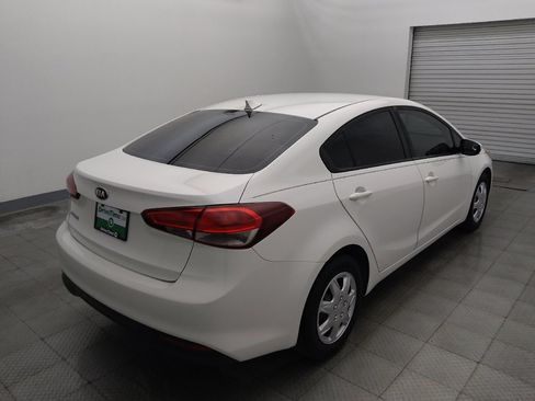 Used 2018 Kia Forte LX FWD image 9