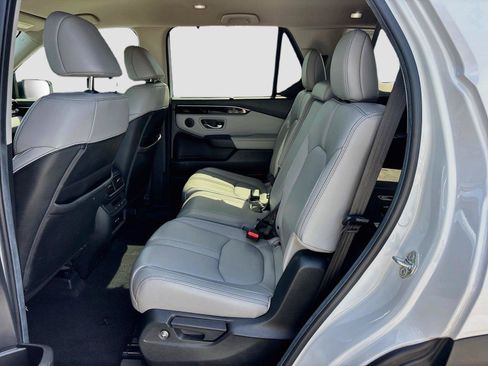 Certified 2024 Honda Pilot EX-L image 27
