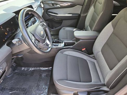 Used 2024 Chevrolet TrailBlazer LT w/ LT Cold Weather Package image 15