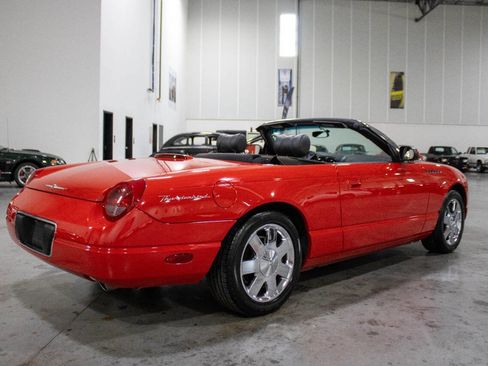 Used 2002 Ford Thunderbird Deluxe image 6