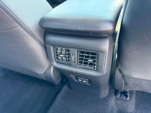 Used 2024 Toyota RAV4 XLE FWD image 18