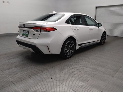 Used 2022 Toyota Corolla SE image 9