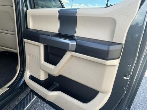 Used 2018 Ford F150 XLT w/ Equipment Group 302A Luxury image 19