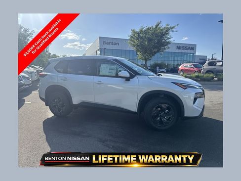New 2026 Nissan Rogue SV w/ Cold Weather Package FWD image 1