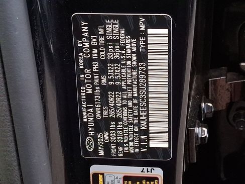 Certified 2025 Genesis GV80 3.5T Prestige AWD/4WD image 29