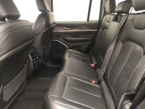 Used 2022 Jeep Grand Cherokee Limited 4xe image 18