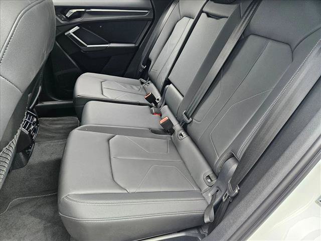 Used 2024 Audi Q3 2.0T Premium Plus AWD/4WD image 15