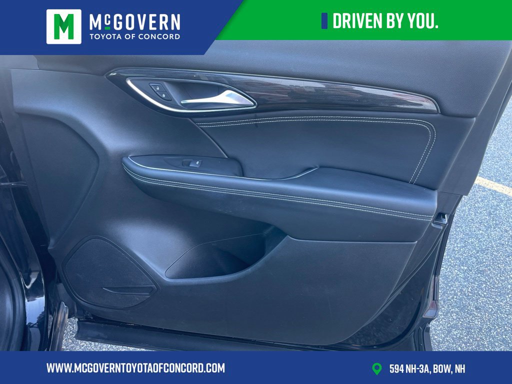 Used 2021 Buick Envision Essence AWD/4WD image 26