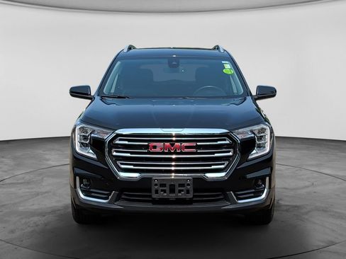 Used 2024 GMC Terrain SLT AWD/4WD image 2