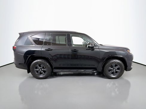 Used 2026 Lexus LX 700h Overtrail image 8