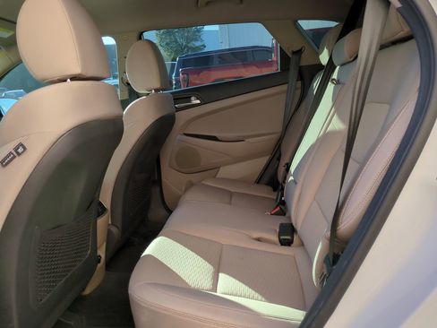 Used 2019 Hyundai Tucson SEL w/ Cargo Package image 13