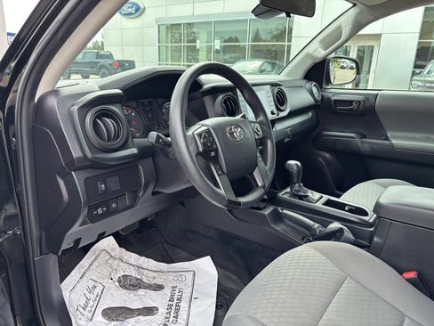 Used 2023 Toyota Tacoma SR AWD/4WD image 19