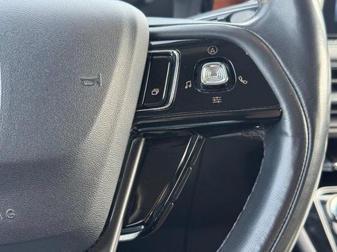 Used 2022 Lincoln Corsair Reserve AWD/4WD image 18