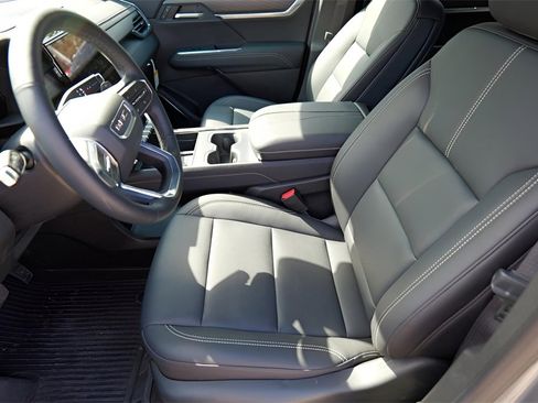 New 2026 GMC Acadia Elevation w/ Black Edition image 9