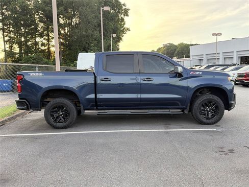 Used 2021 Chevrolet Silverado 1500 LT Trail Boss w/ Convenience Package II AWD/4WD image 4