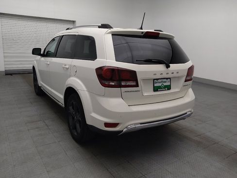 Used 2018 Dodge Journey Crossroad w/ Nav & Sun Group FWD image 5