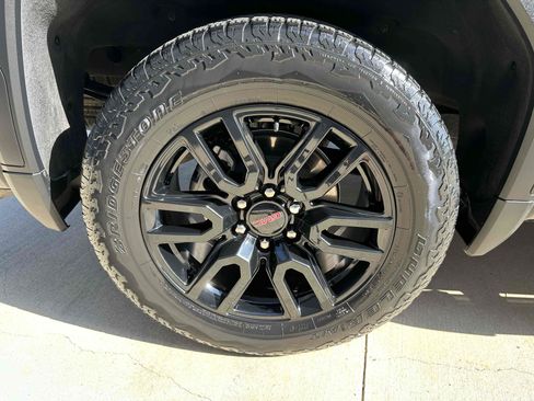 Used 2023 GMC Sierra 1500 Elevation w/ Elevation Premium Package AWD/4WD image 10