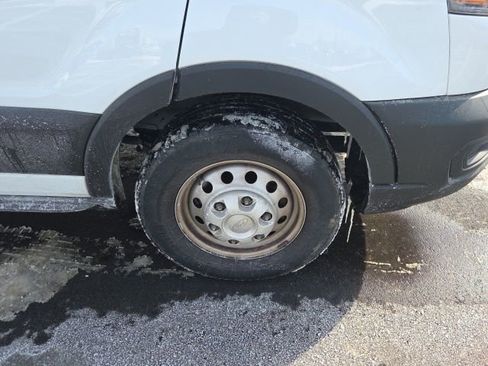 Used 2023 Ford Transit 250 Base image 2