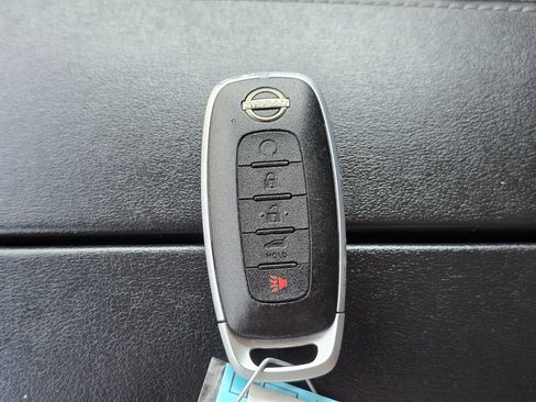Used 2025 Nissan Rogue SV AWD/4WD image 61
