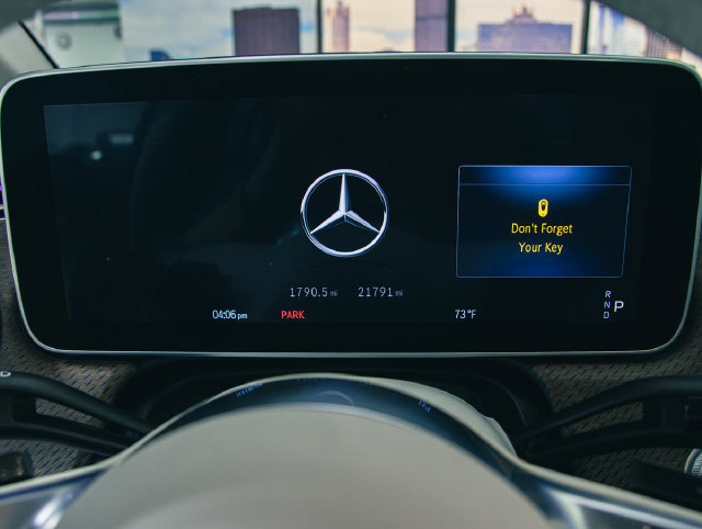 Certified 2023 Mercedes-Benz EQE 500 4MATIC Sedan image 15
