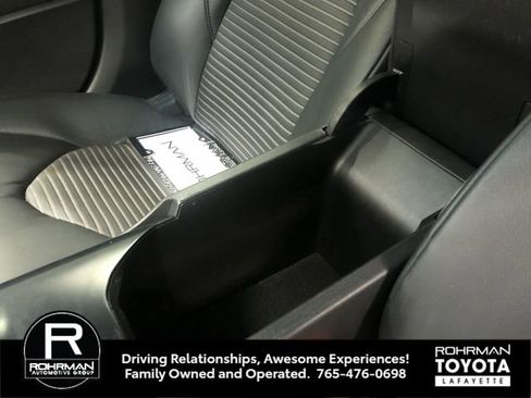 Used 2019 Toyota Camry SE image 28