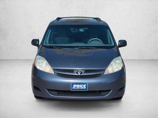 Used 2006 Toyota Sienna LE FWD image 2