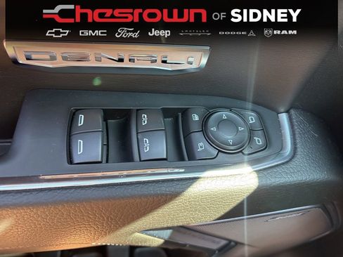Used 2024 GMC Sierra 1500 Denali w/ Denali Reserve Package AWD/4WD image 17