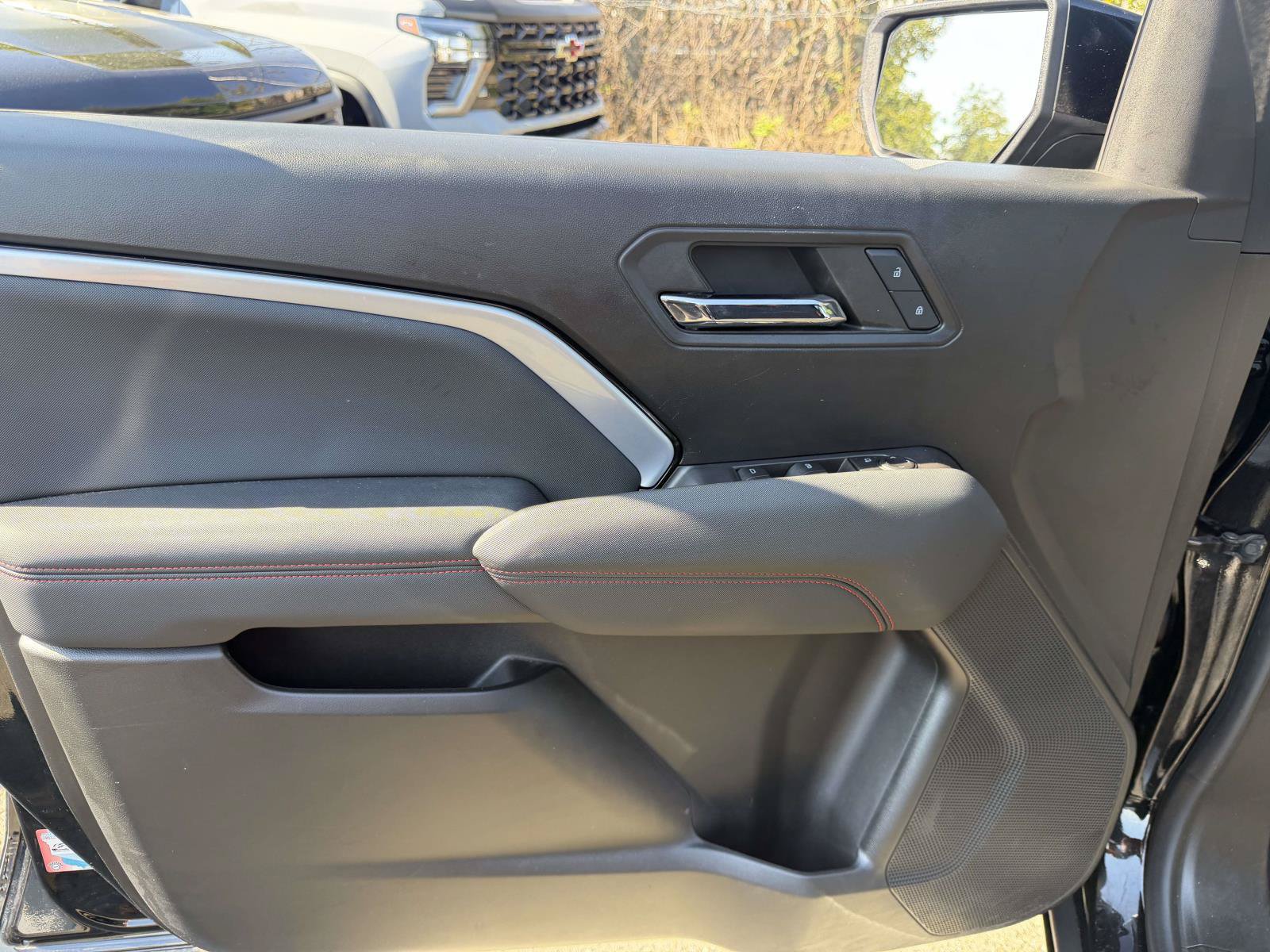 Certified 2023 Chevrolet Colorado Z71 w/ Z71 Convenience Package 2 AWD/4WD image 15