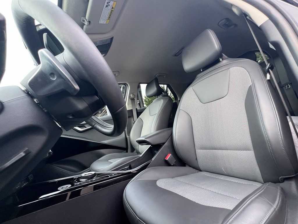 Certified 2023 Kia Niro Wind w/ Wind Preserve Package FWD image 16