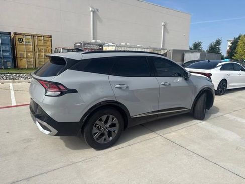 Used 2024 Kia Sportage SX FWD image 3