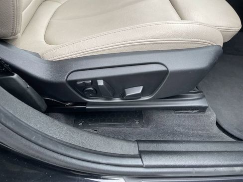 Used 2018 BMW X1 sDrive28i w/ Convenience Package FWD image 34