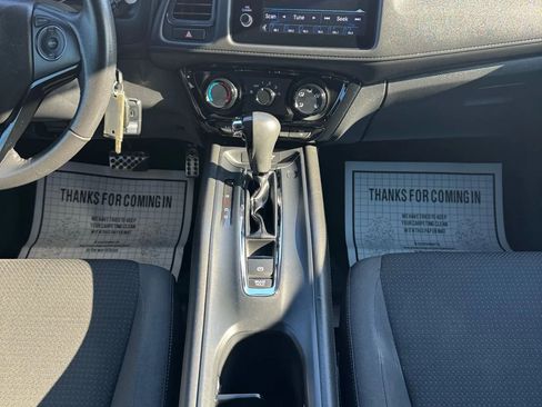 Used 2022 Honda HR-V Sport image 46