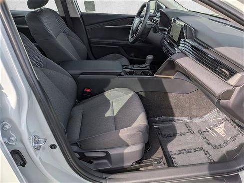 Used 2026 Toyota Camry LE w/ Convenience Package FWD image 19