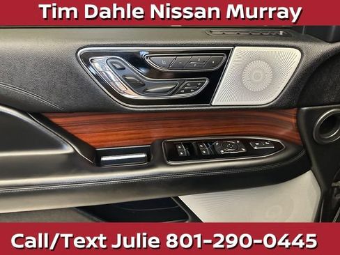 Used 2020 Lincoln Navigator Reserve w/ Equipment Group 208A Reserve AWD/4WD image 22