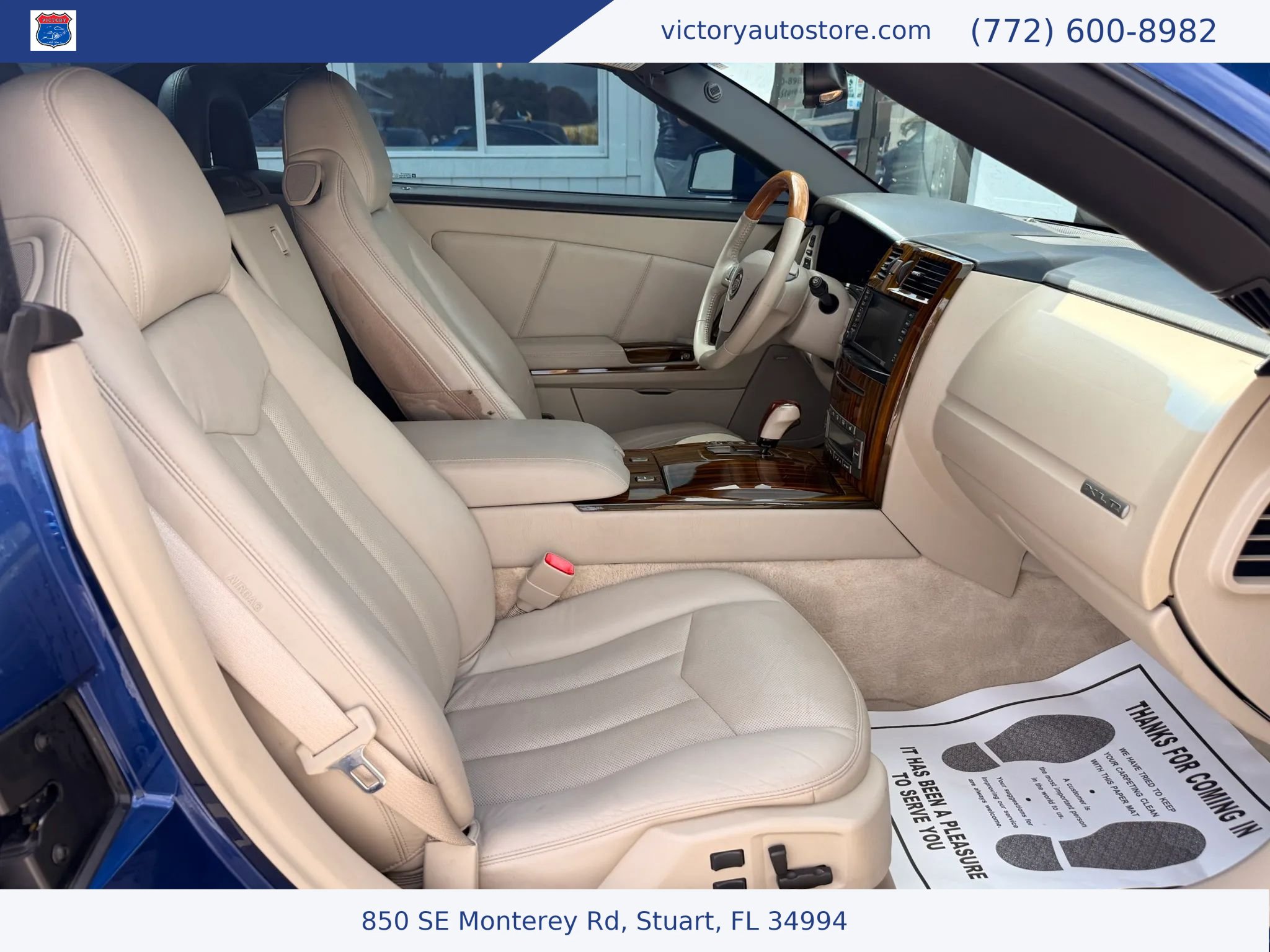 Used 2006 Cadillac XLR RWD image 19