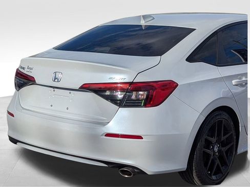 Used 2022 Honda Civic Sport image 7