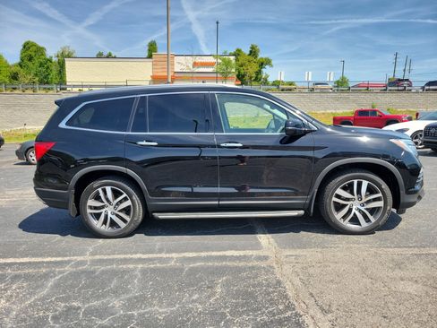 Used 2017 Honda Pilot Elite image 24