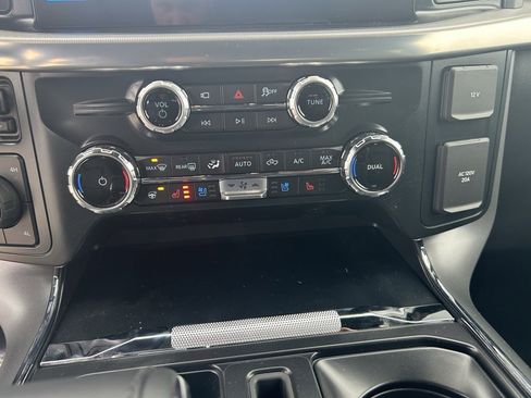 New 2025 Ford F150 Lariat w/ Equipment Group 502A High image 15